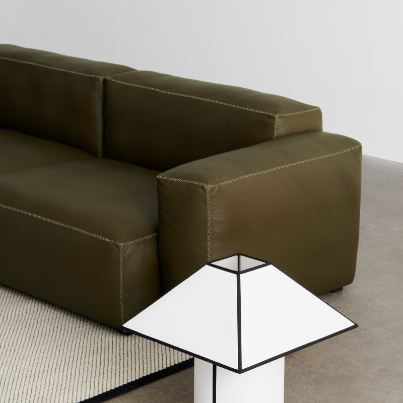 HAY Mags Soft Low 2,5 Seater comb 1 - Sense Forest/Beige Stiches