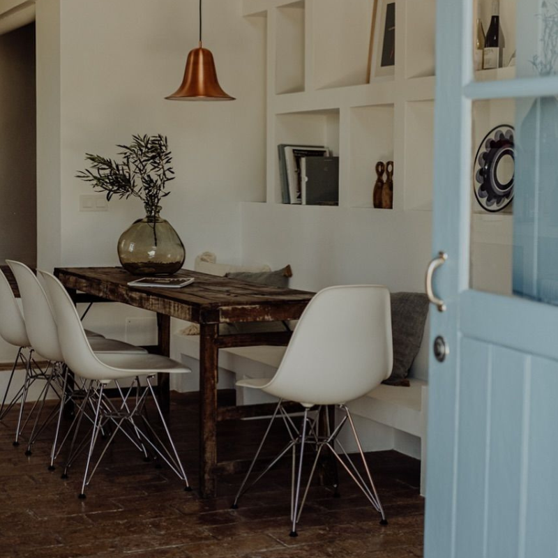 Vitra Eames Plastic Side Chair RE DSR - Zwart Gepoedercoat Onderstel