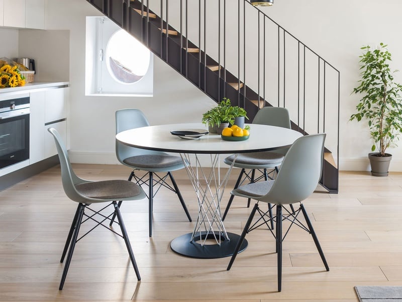 Vitra Eames Plastic Side Chair RE DSW - Esdoorn Zwart Onderstel