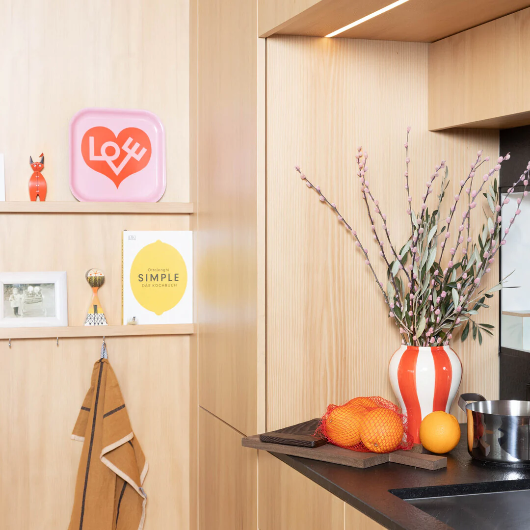 Vitra Classic Tray Small Love Heart