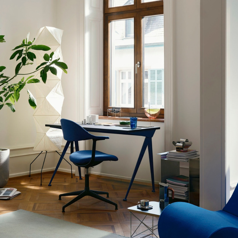 Vitra Compas Direction 125 x 60 cm