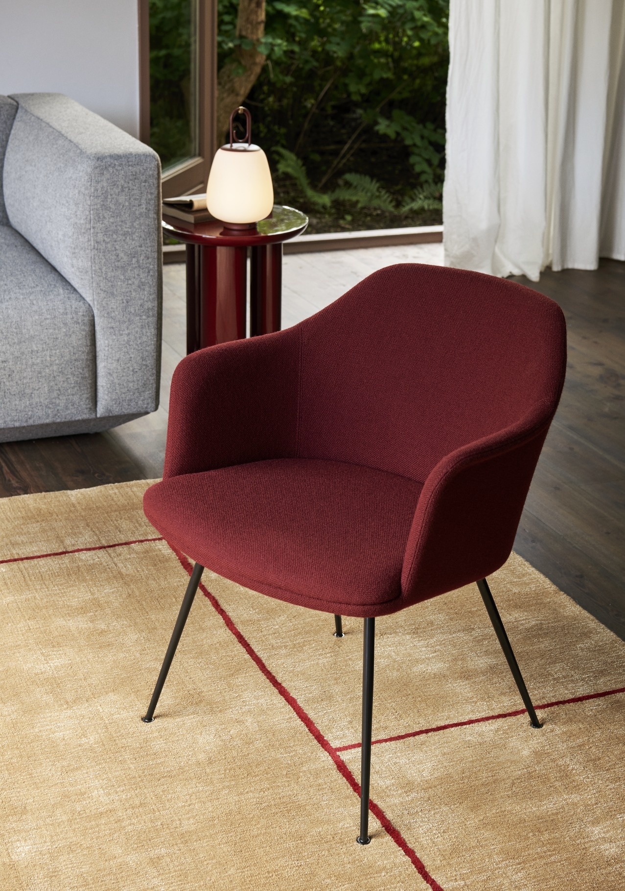 &Tradition Rely Lounge Chair HW104 - Black Base