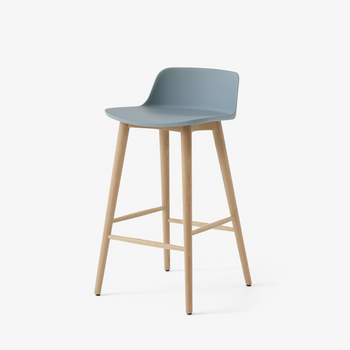 &Tradition Rely Counter Stool HW118 - Oak Base