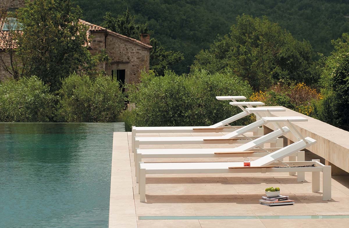 EMU 295 Shine Sunbed