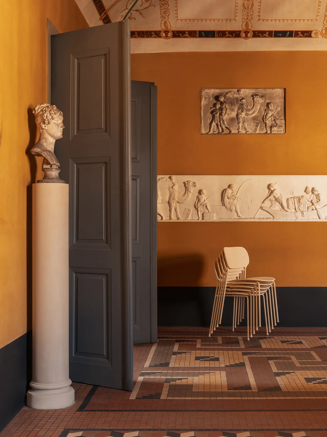 Audo Copenhagen Co Dining Chair with armrest