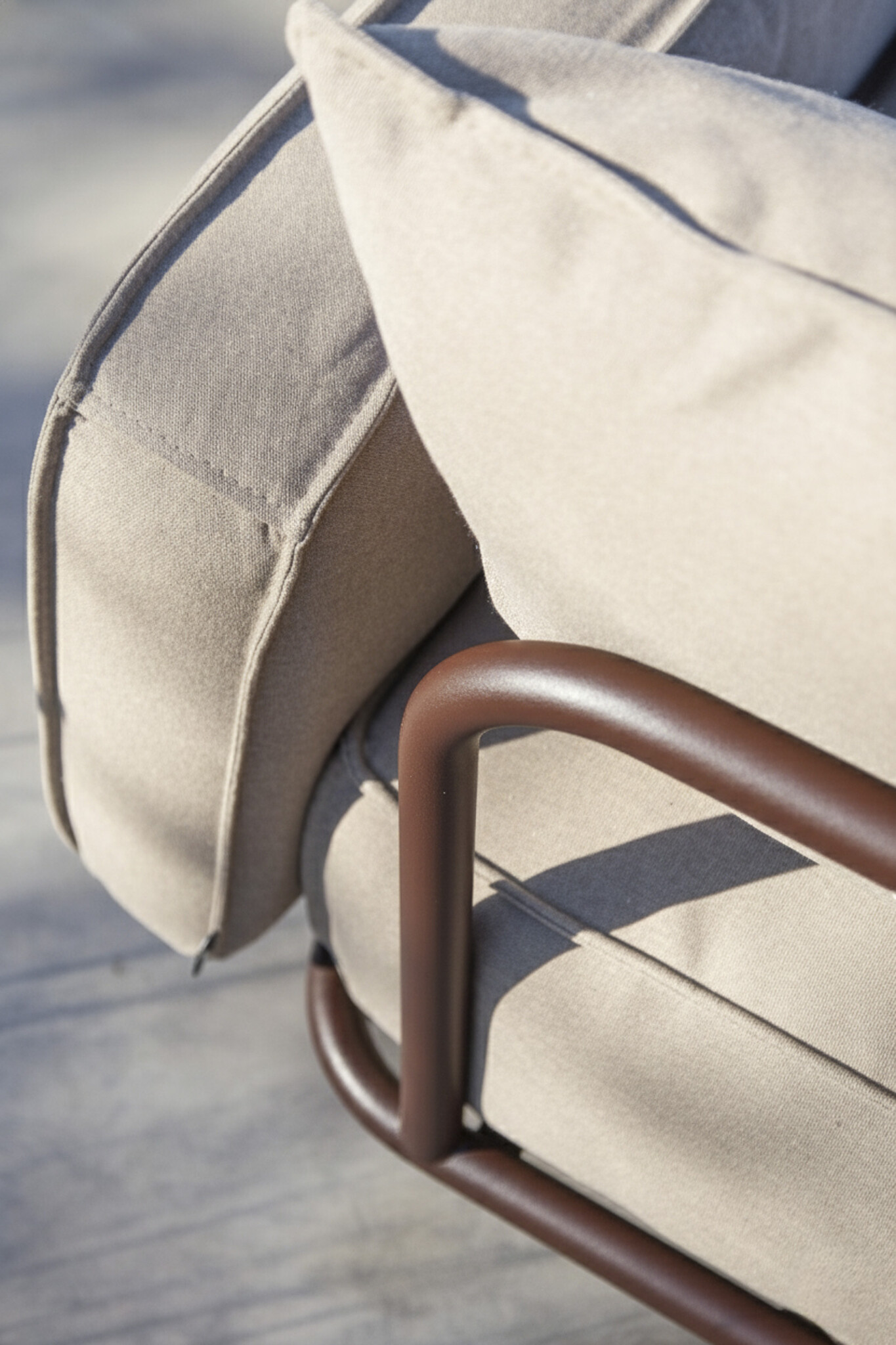 WÜNDER The Lounge - Configuratie Tillborg - RAL8017 (Chocolate Brown) - Heritage Papyrus