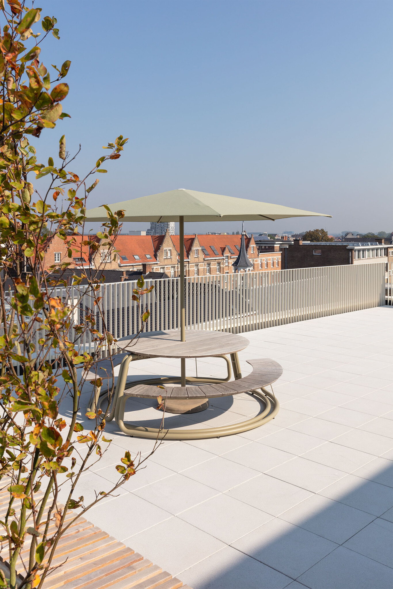 WÜNDER The Shadow - RAL7034 (Incl. base & cover)