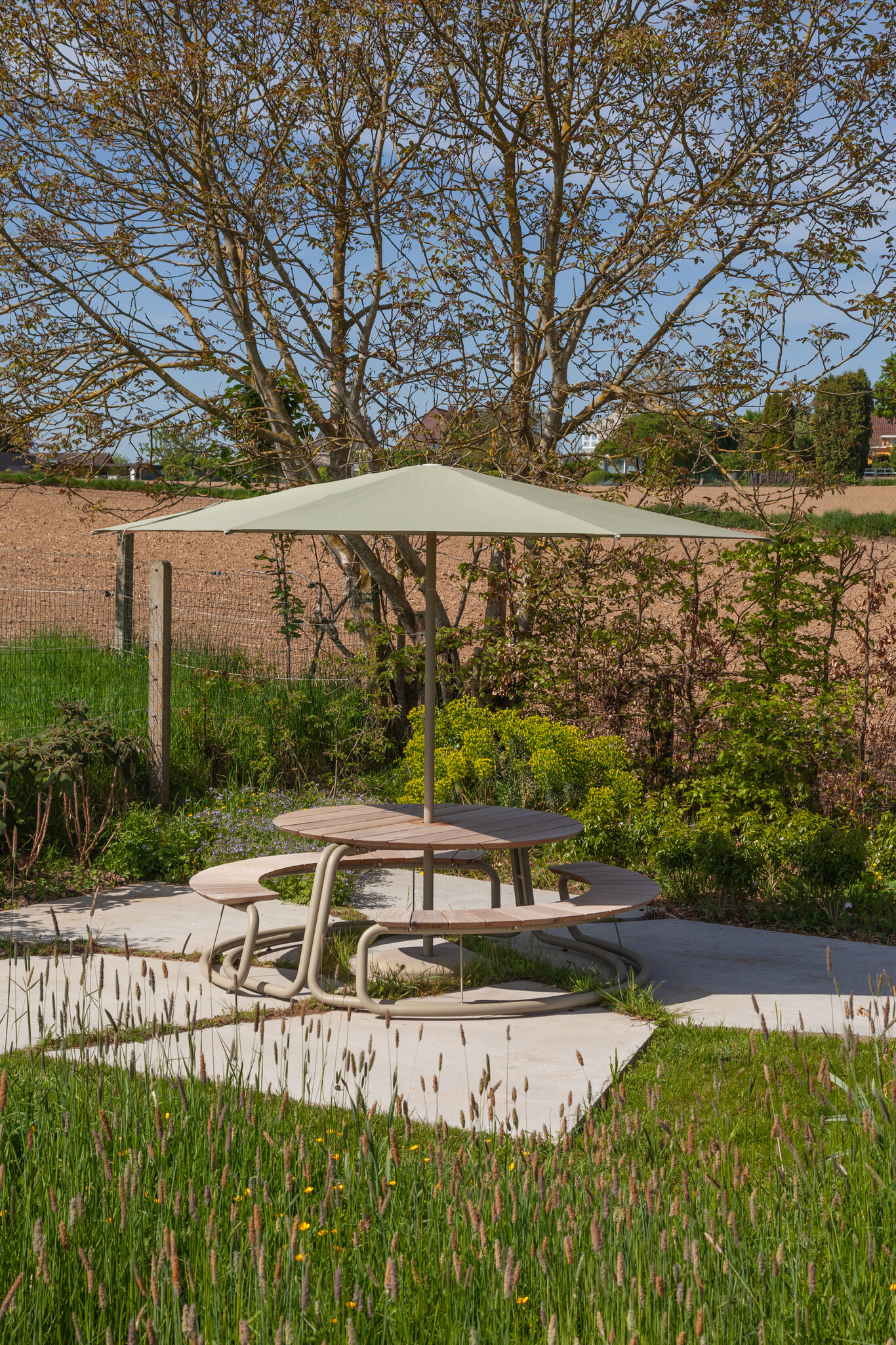 WÜNDER The Shadow - RAL7034 (Incl. base & cover)