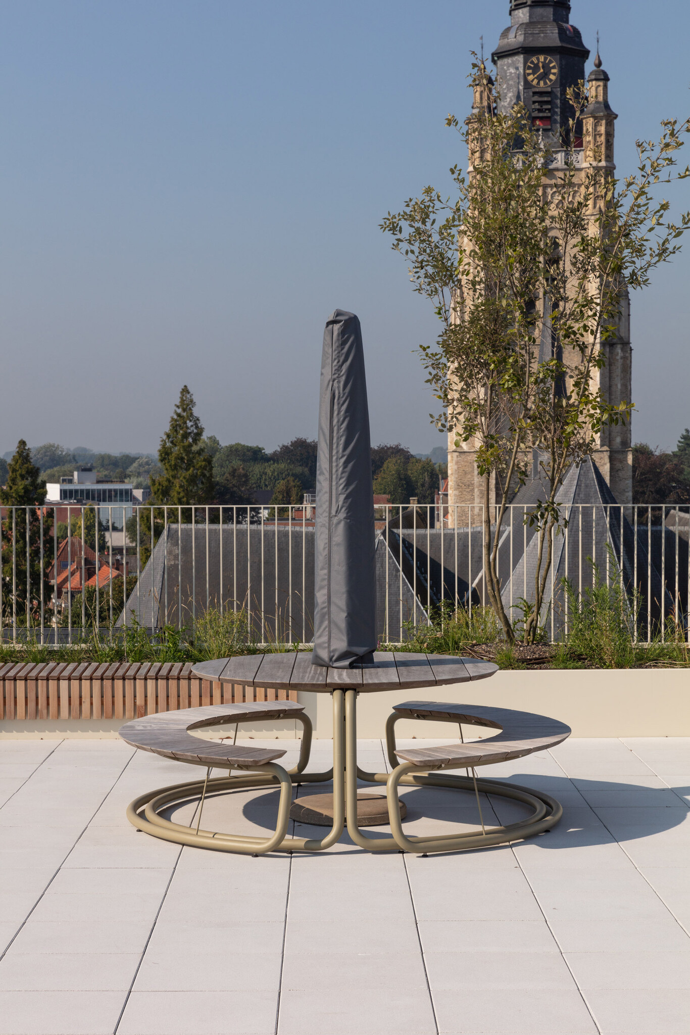 WÜNDER The Shadow - RAL7034 (Incl. base & cover)