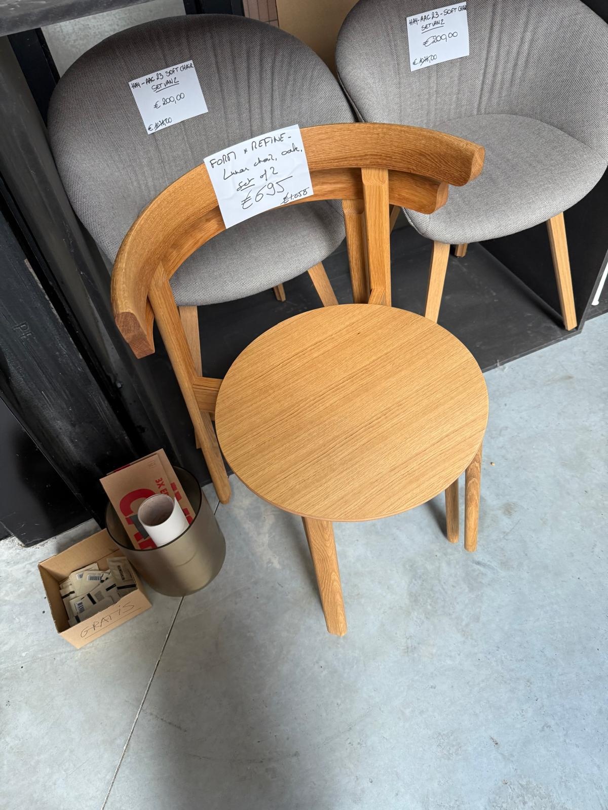 Lunar Chair  Oak - Set of 2 - SCHOWROOM MODEL