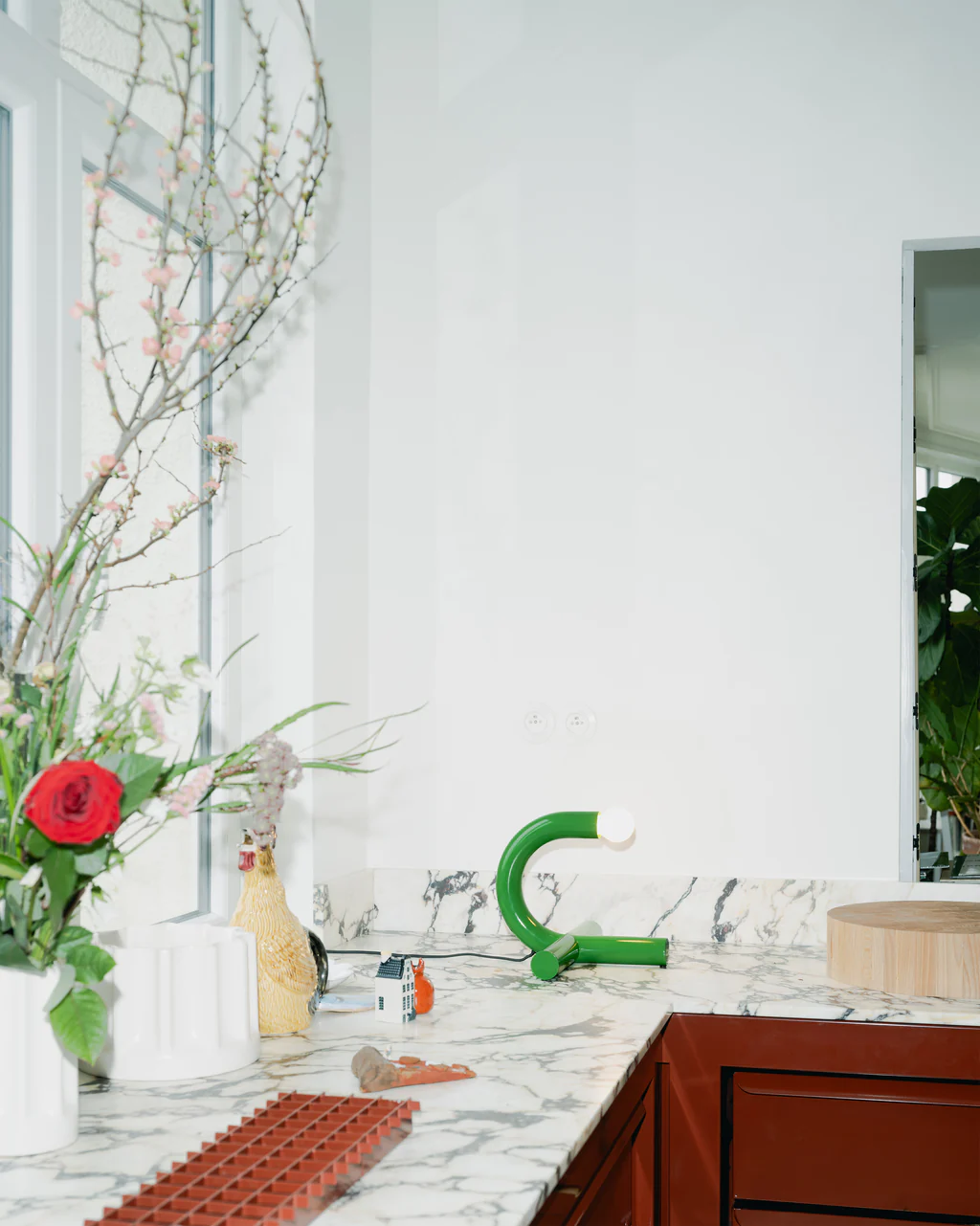 Valerie Objects La Tre - Table Lamp