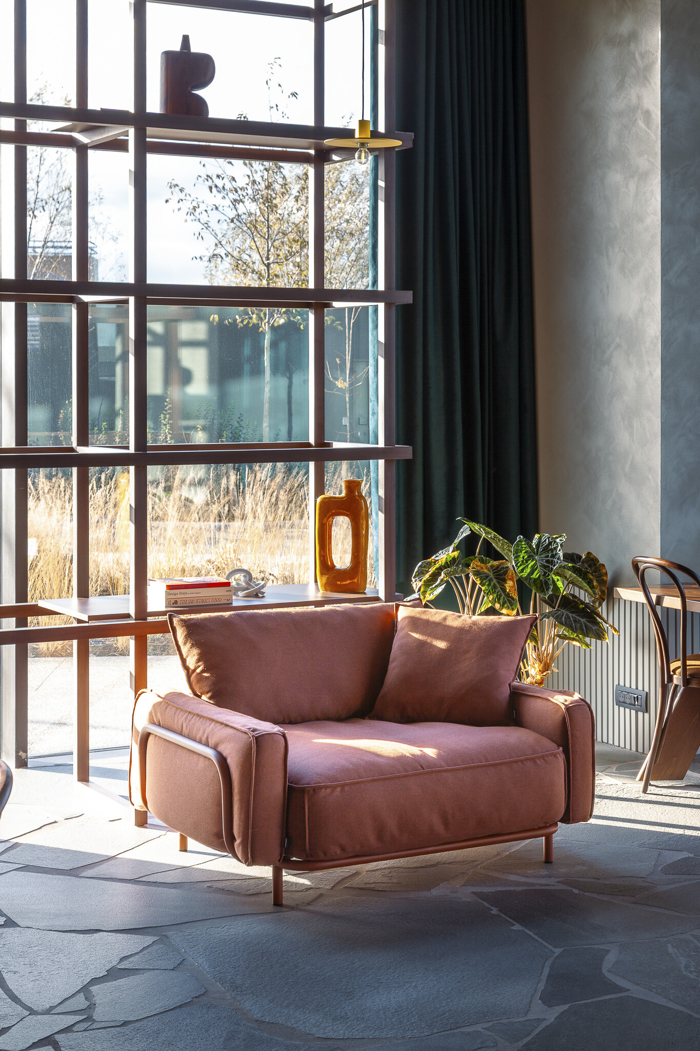 WÜNDER The Lounge - Configuration B - RAL8017/Heritage Papyrus