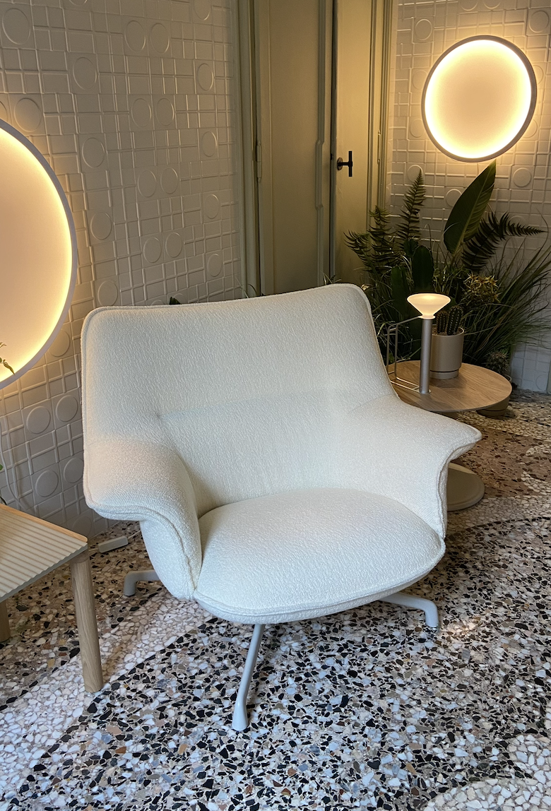 Muuto Doze Lounge Chair Low Back - tube base - Hearth 1/Grey- SHOWROOM MODEL