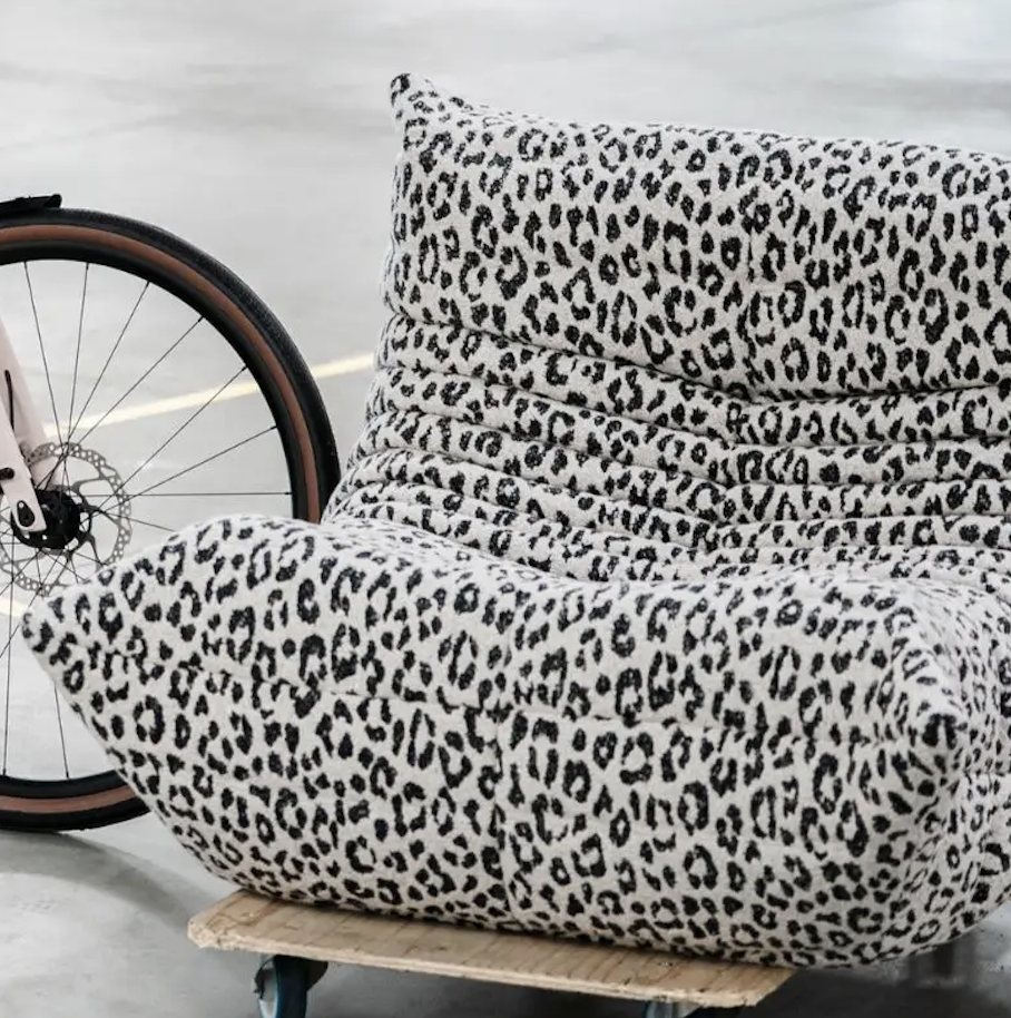 Ligne Roset Togo 1-zit fauteuil - Tablu Panthère (0332) - LIMITED EDITION