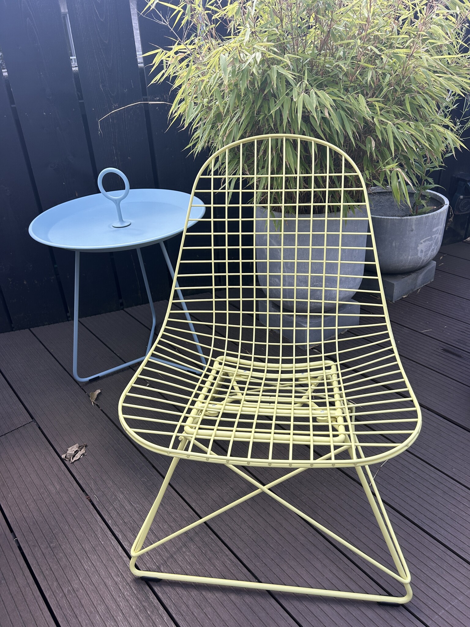Vitra Wire Chair LKR Citron - OUTDOOR & INDOOR - SHOWROOMMODEL