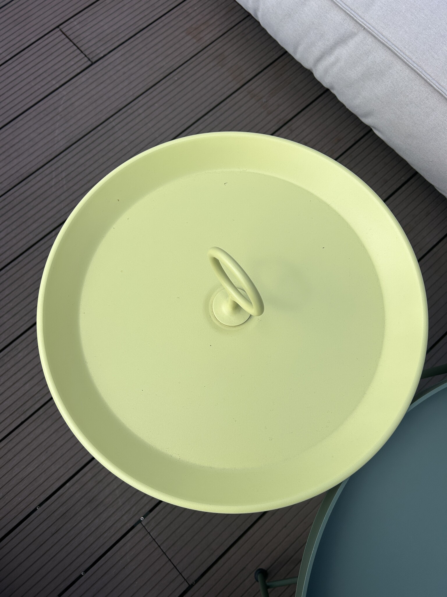 HOUE Eyelet Tray Table 45 cm Lemon Zest - SHOWROOMMODEL