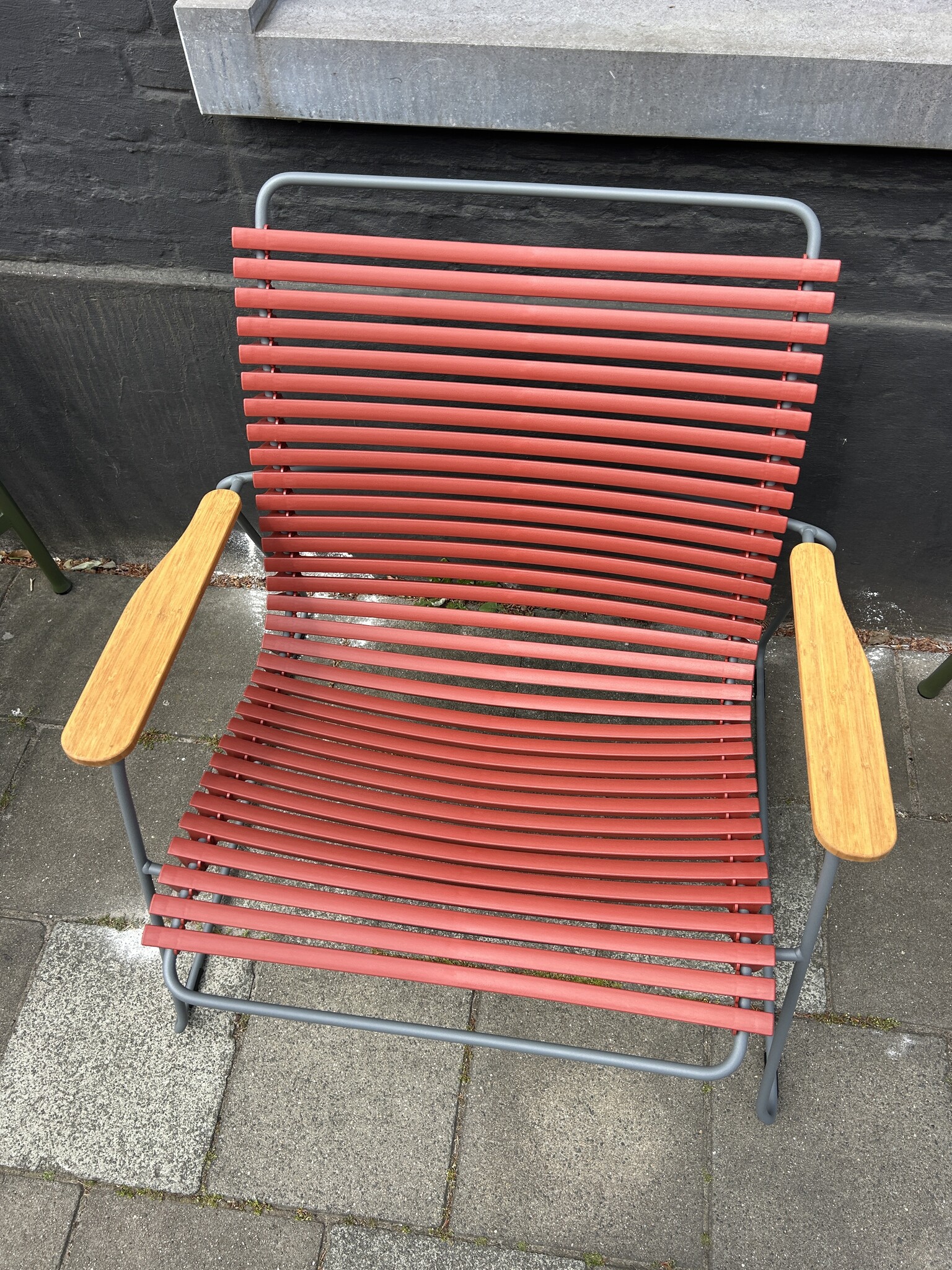 HOUE Click Roomy Lounge Chair Paprika - SHOWROOMMODEL
