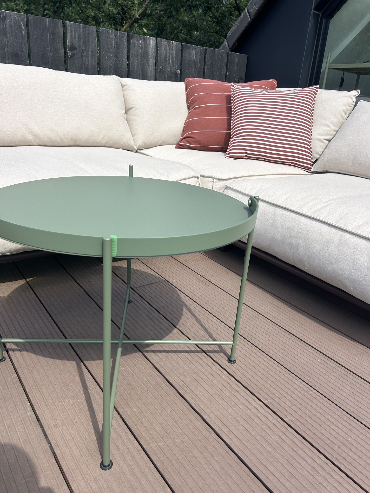 HOUE EDGE Tray Table M ø62 cm Olive Green - SHOWROOMMODEL