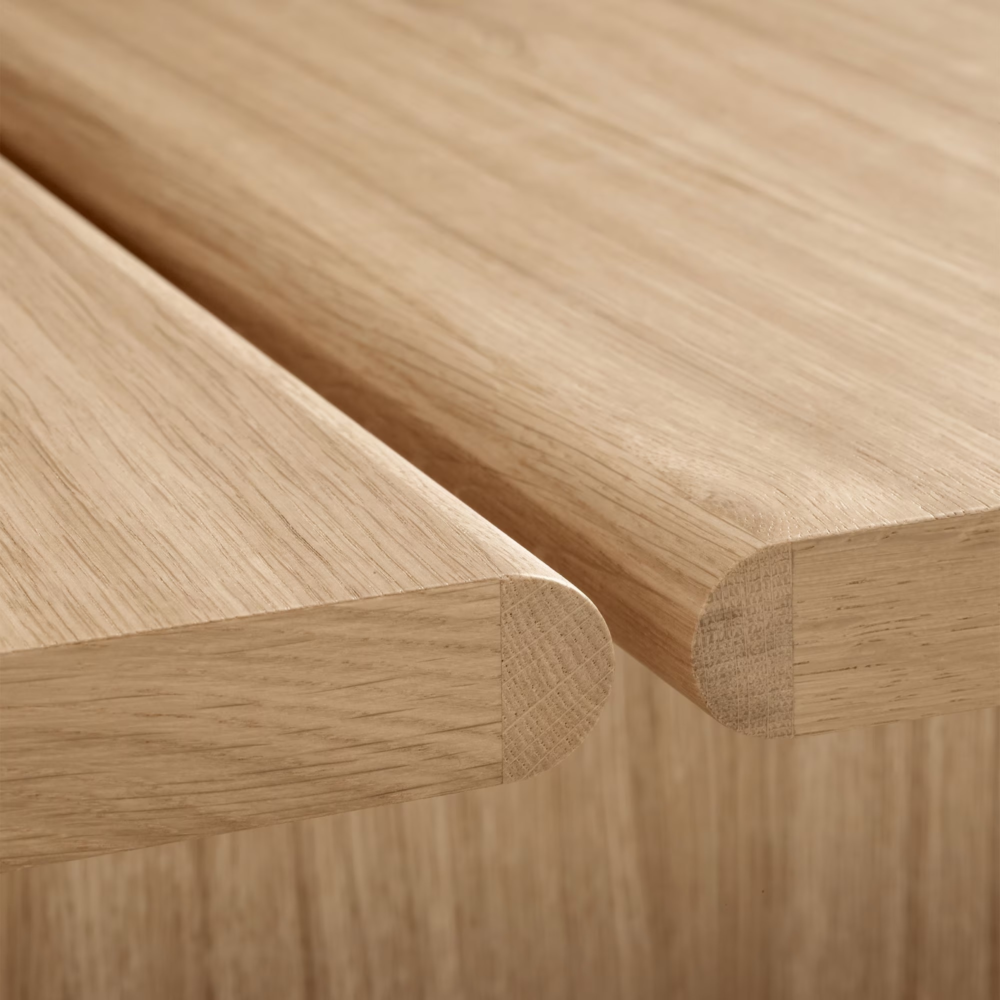 &Tradition Ita Coffee Table OS4 Oak - SHOWROOMMODEL