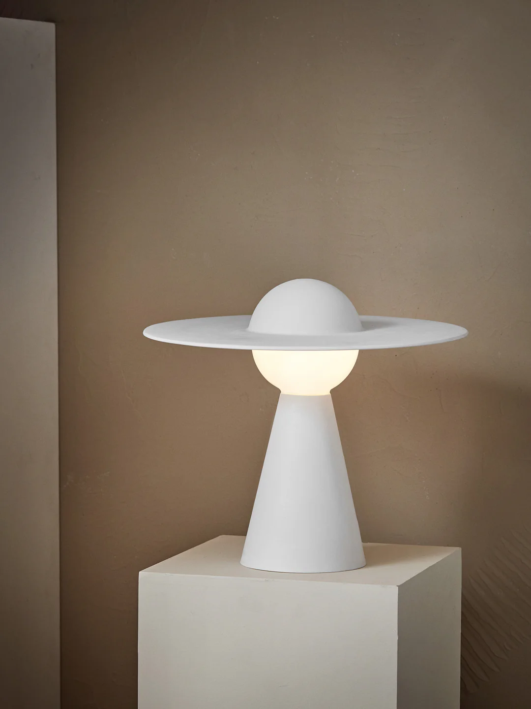 Moebe Ceramic Table Lamp