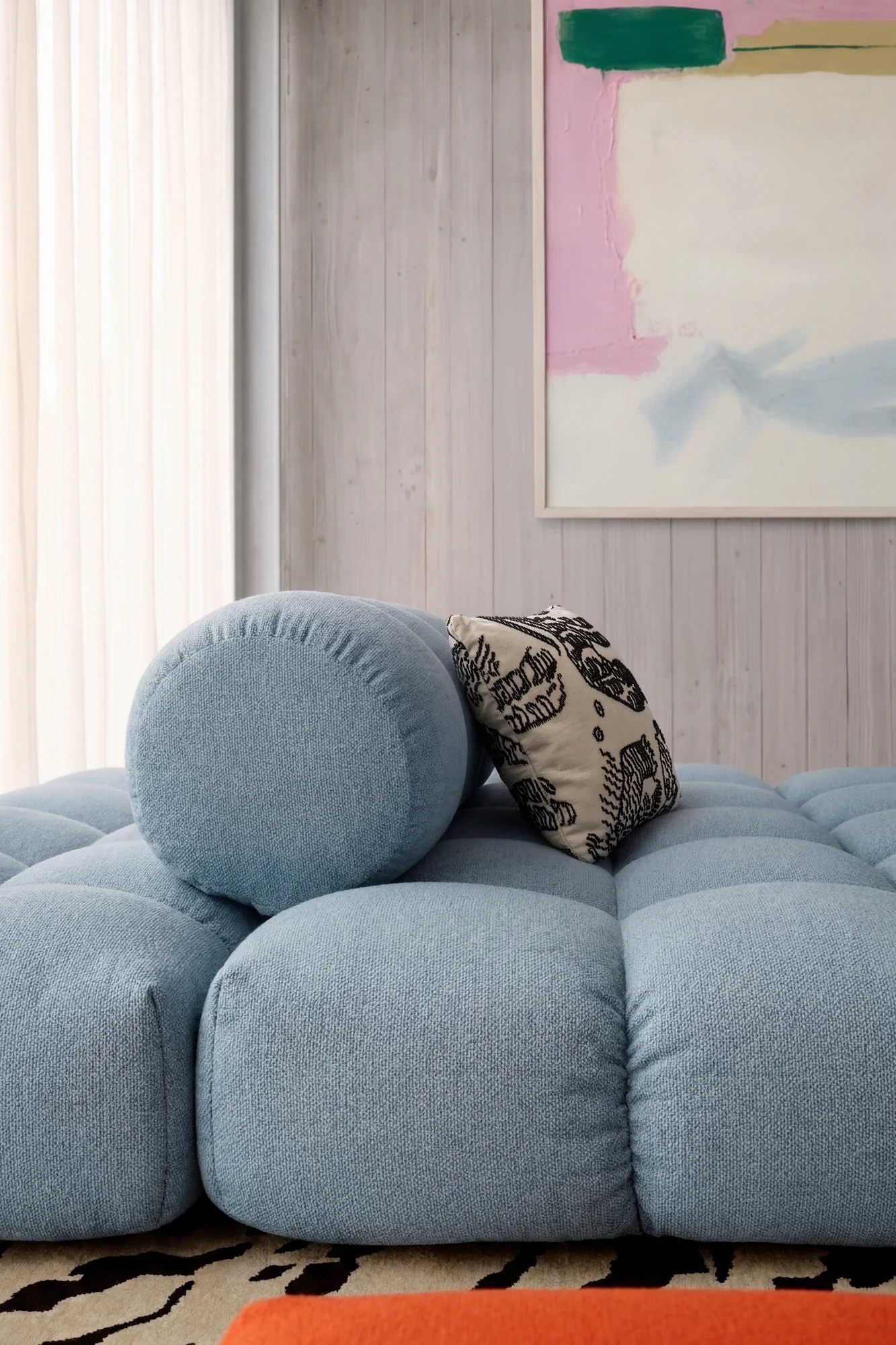 OBJEKTE UNSERER TAGE Sander Sofa Design 11