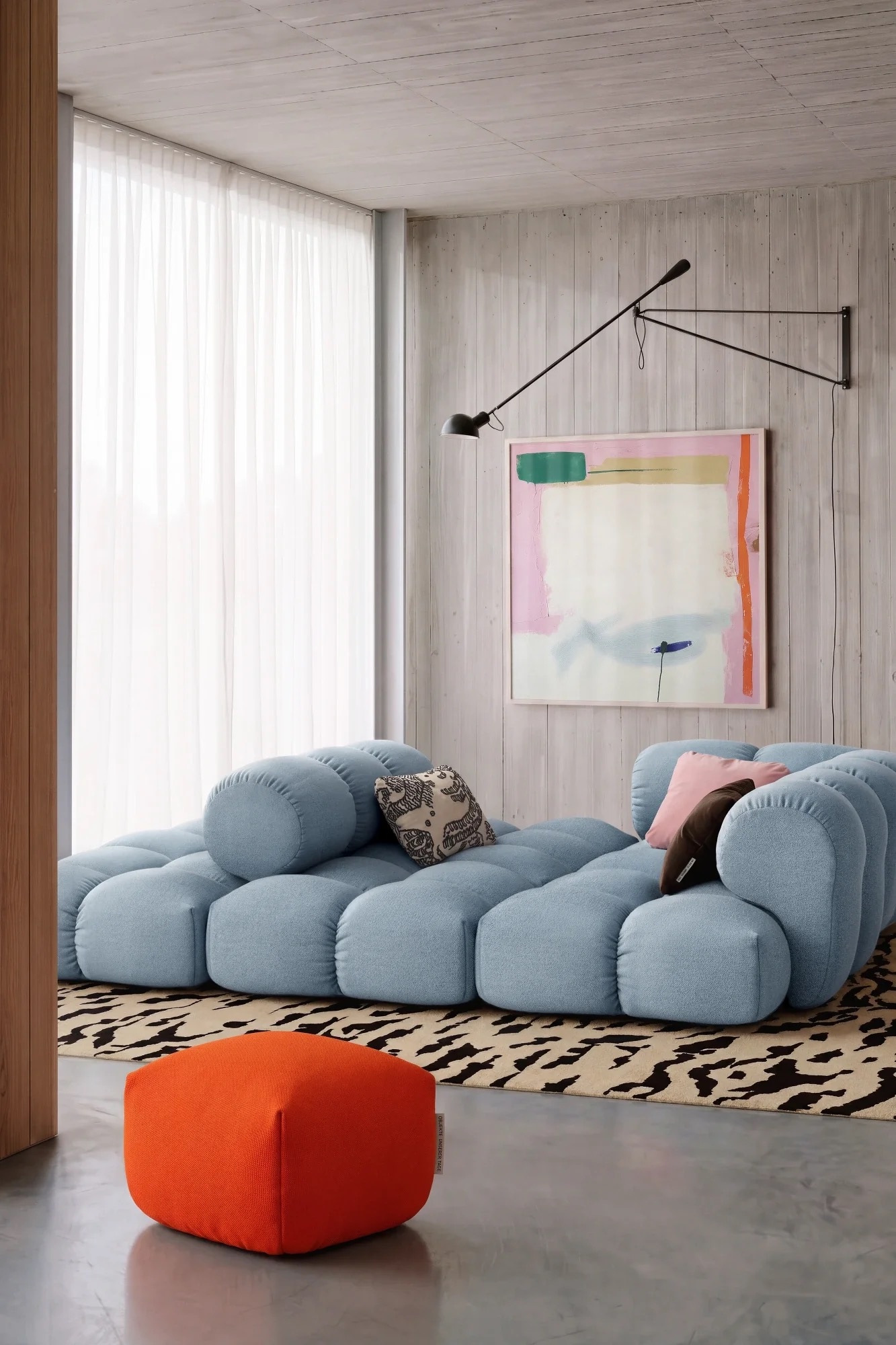 OBJEKTE UNSERER TAGE Sander Sofa Design 11