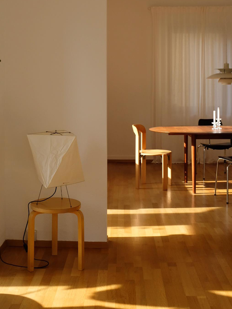 Vitra Akari YA2