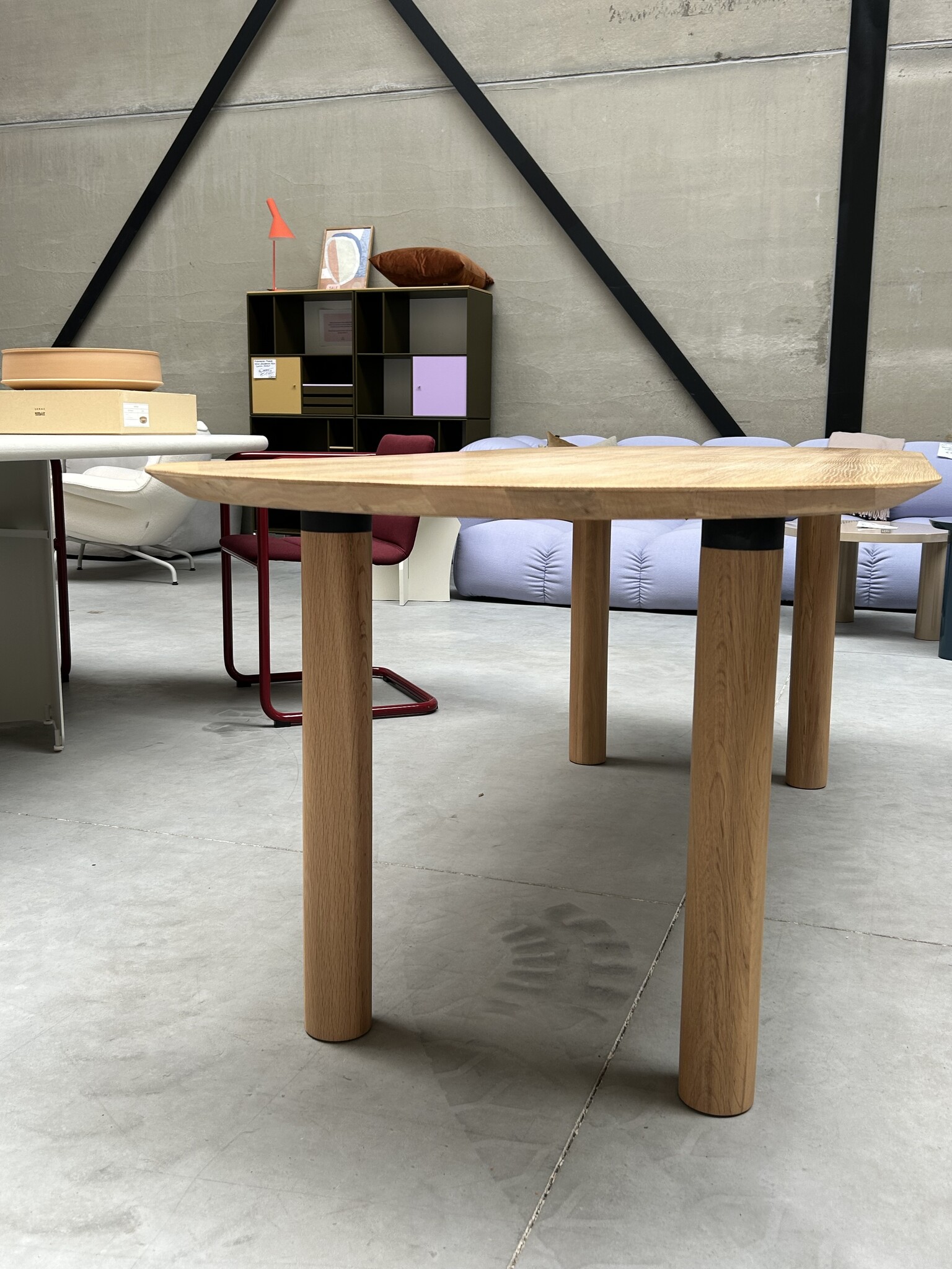 STUDIO HENK Eettafel plat ovaal - Cylinder - 220 x 90 cm - verjongd - Eiken natural light hardwax olie - SHOWROOM MODEL