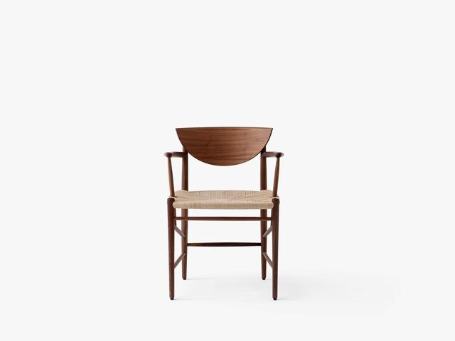 &Tradition Drawn HM4 Armchair