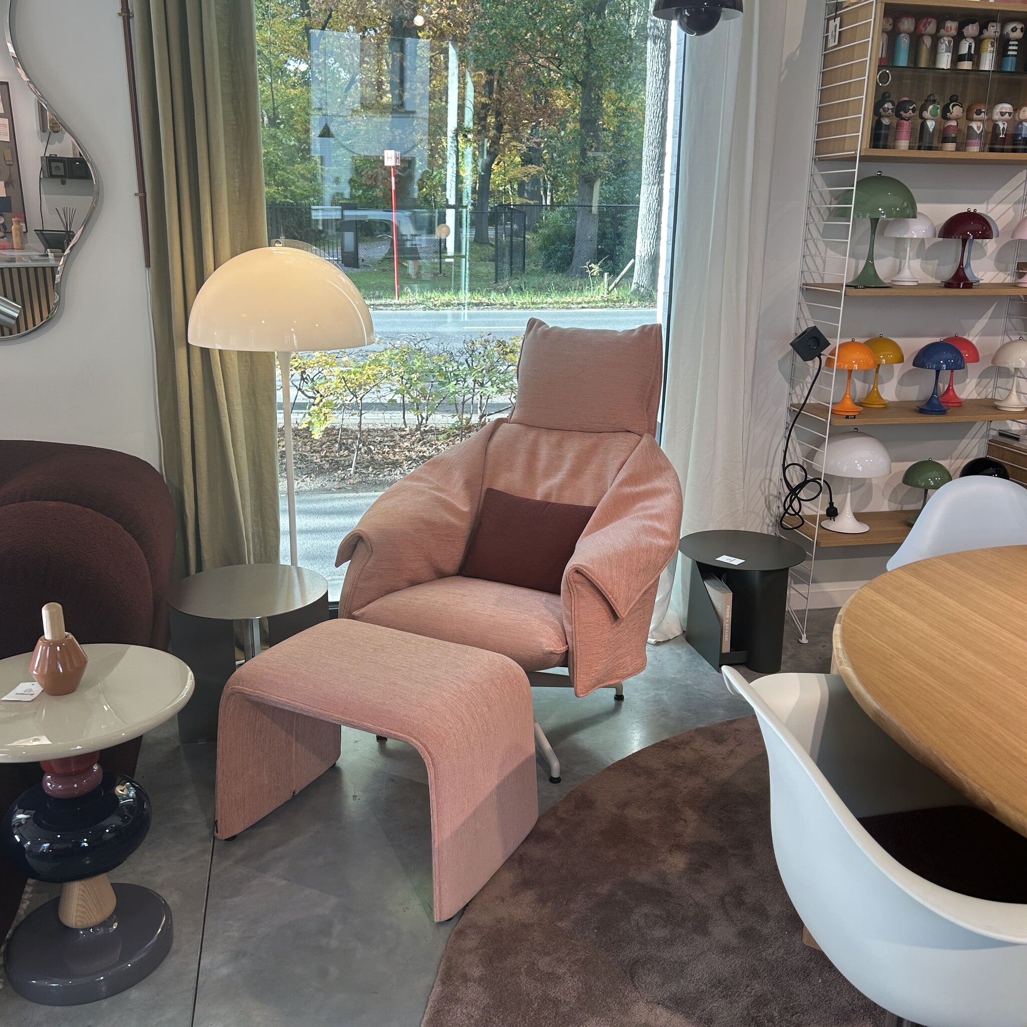 Vitra Bascule tillborg Configuratie - Aluminium Chalk/Iroko Salmon