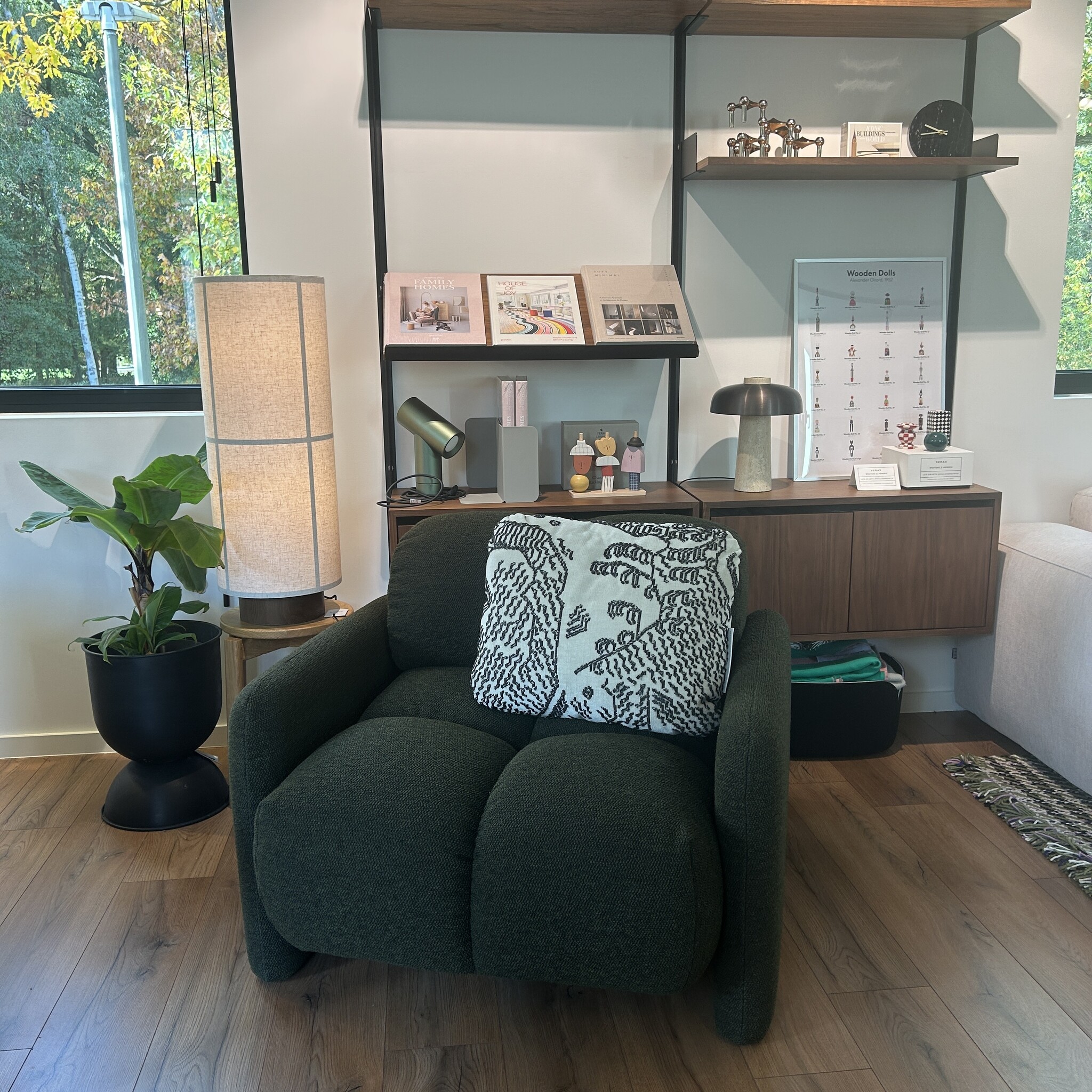 OBJEKTE UNSERER TAGE Sander Up Sofa Armchair - Night Green (Nuvem 781)