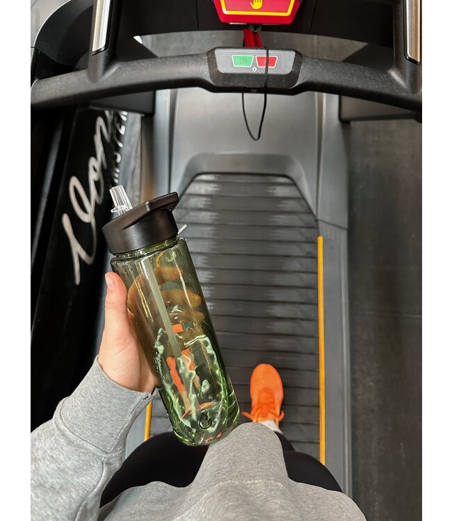 MOVE waterfles met rietje olijfgroen transparant 700 ml