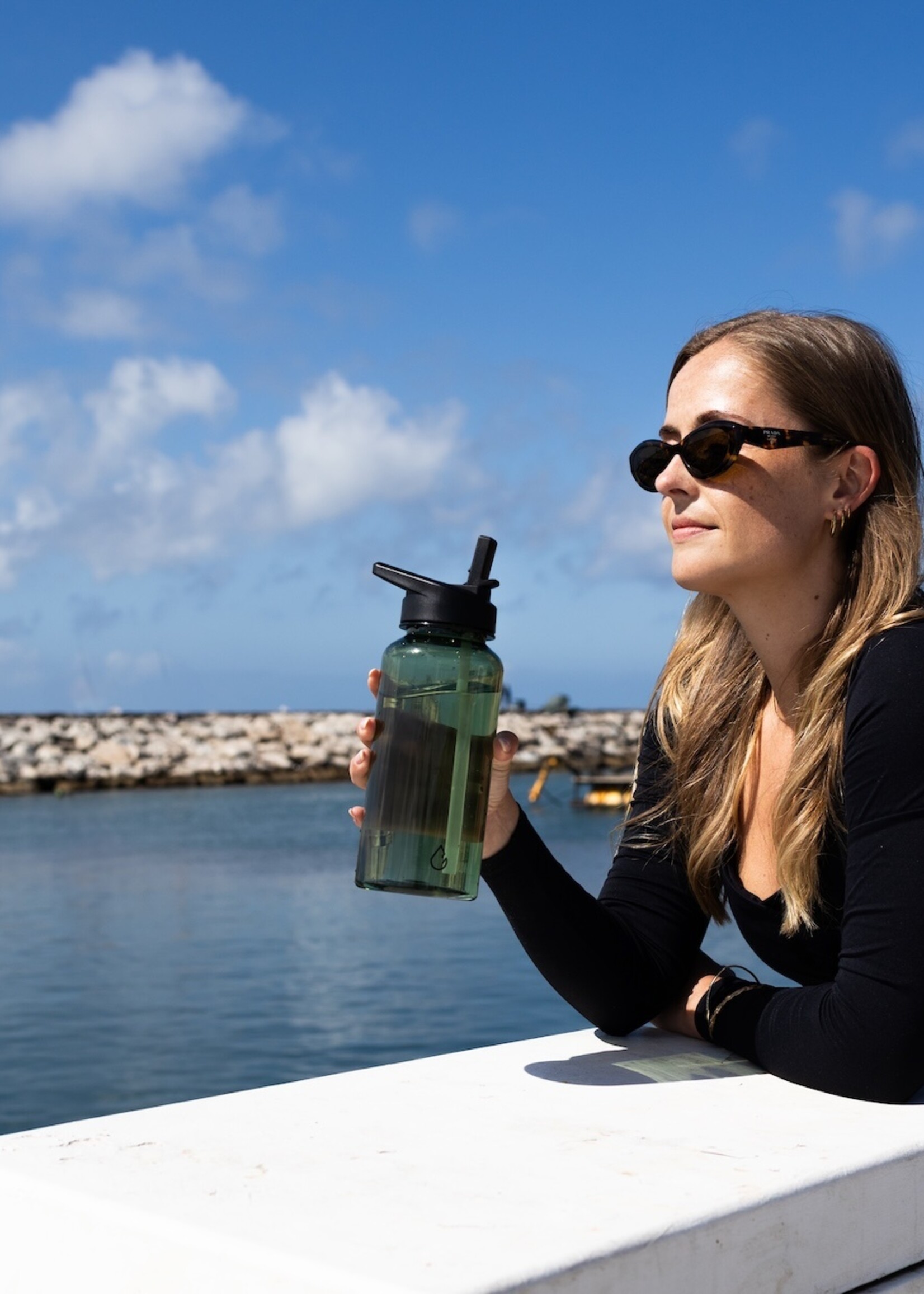 MOVE waterfles olijfgroen transparant 1 liter - dop met rietje en sportdop