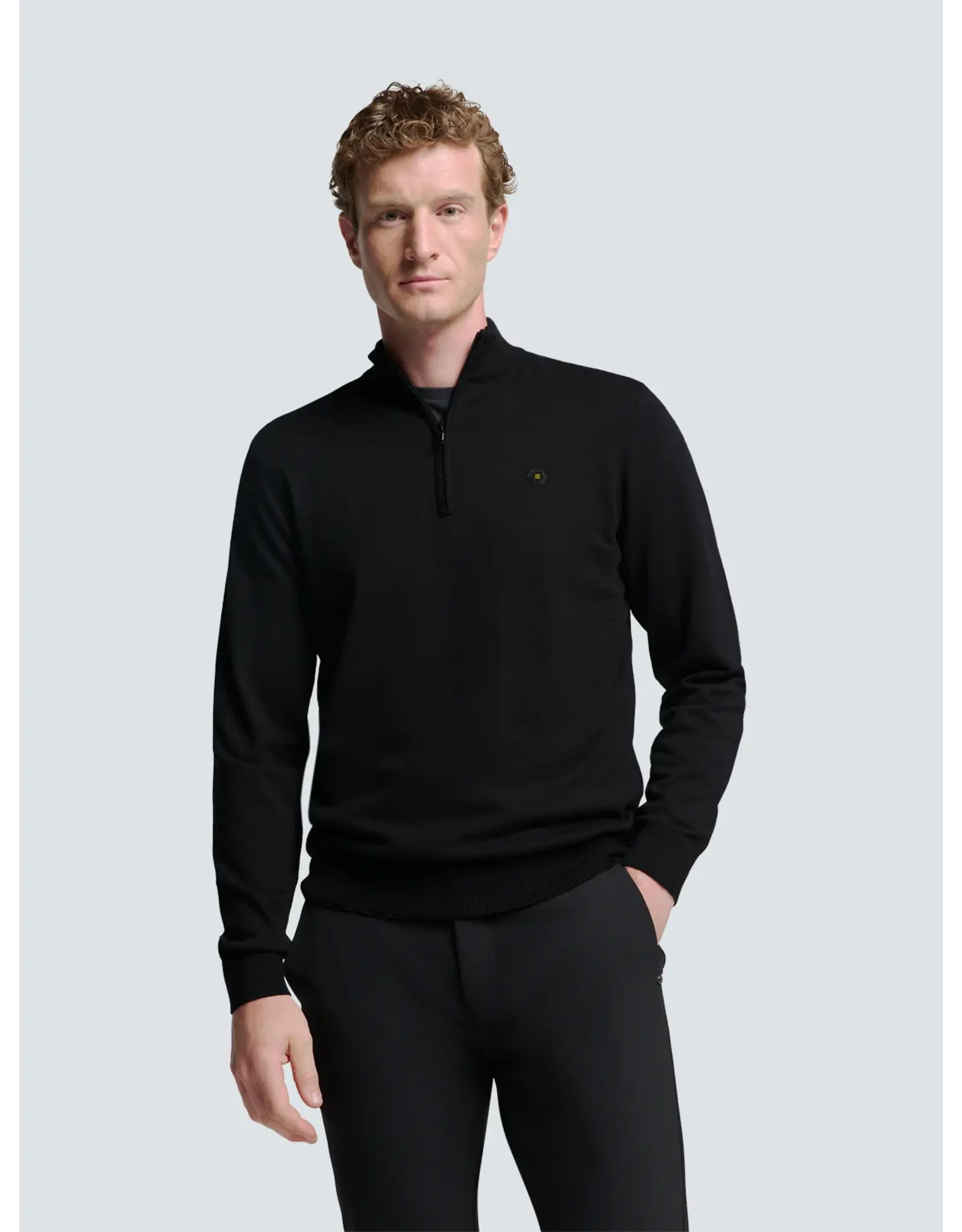 NO EXCESS  BASIC HALF ZIP TRUI