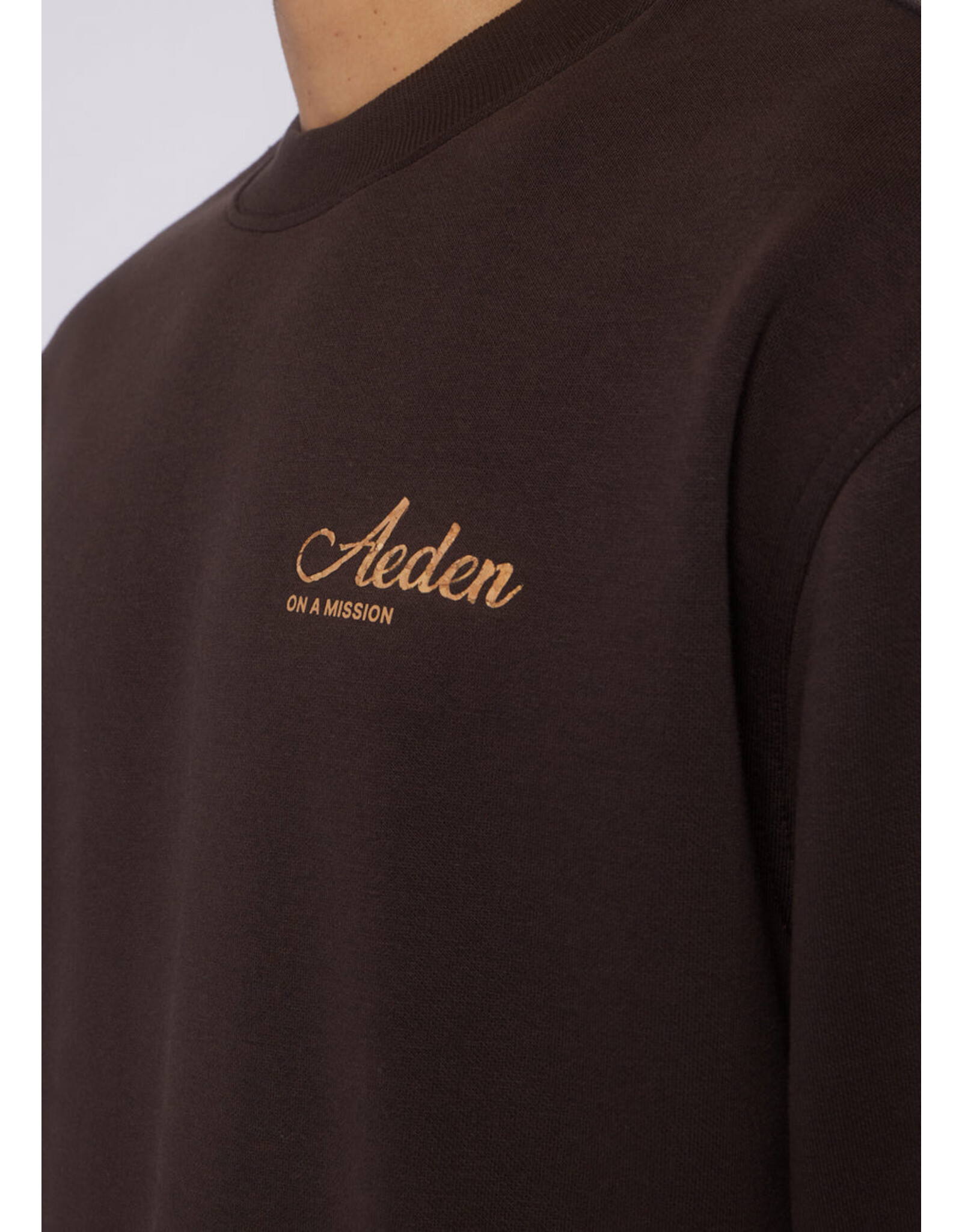 AEDEN SOLAN SWEATER
