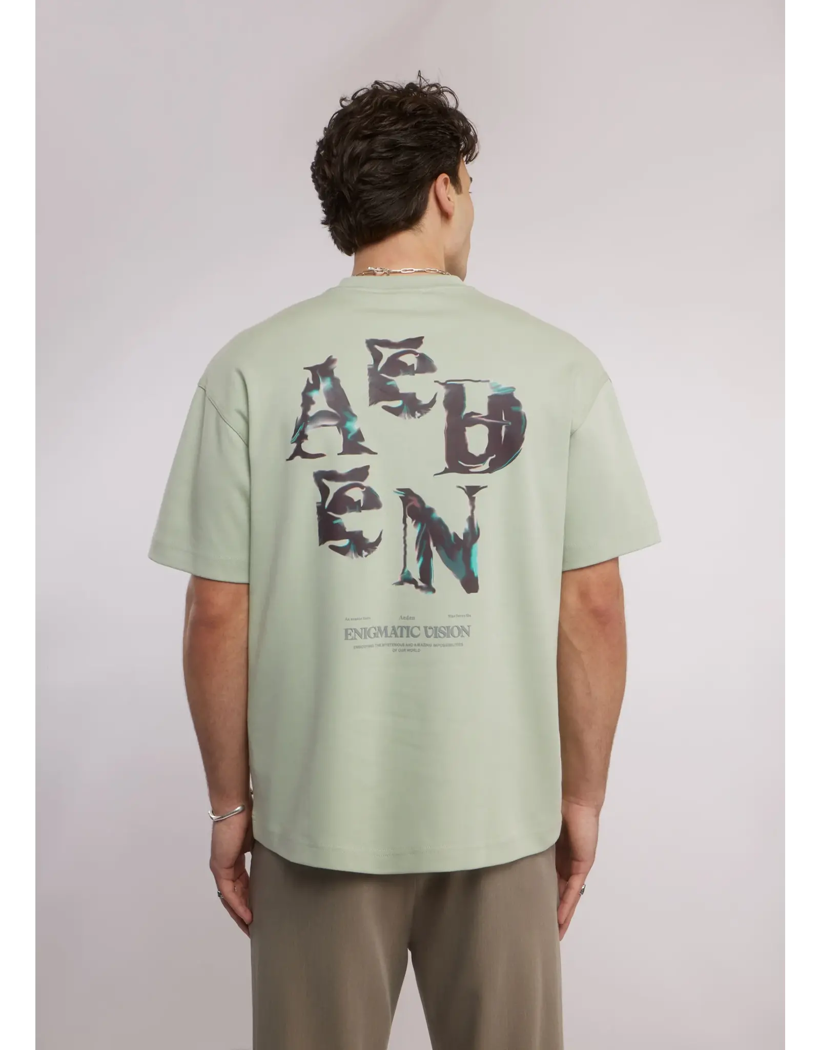 AEDEN VICTOR TEE - SILT GREEN
