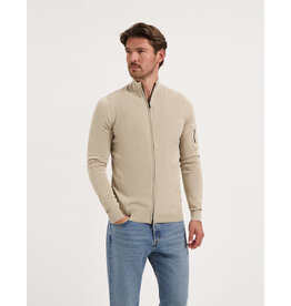 SAINT STEVE  HILTON SAND