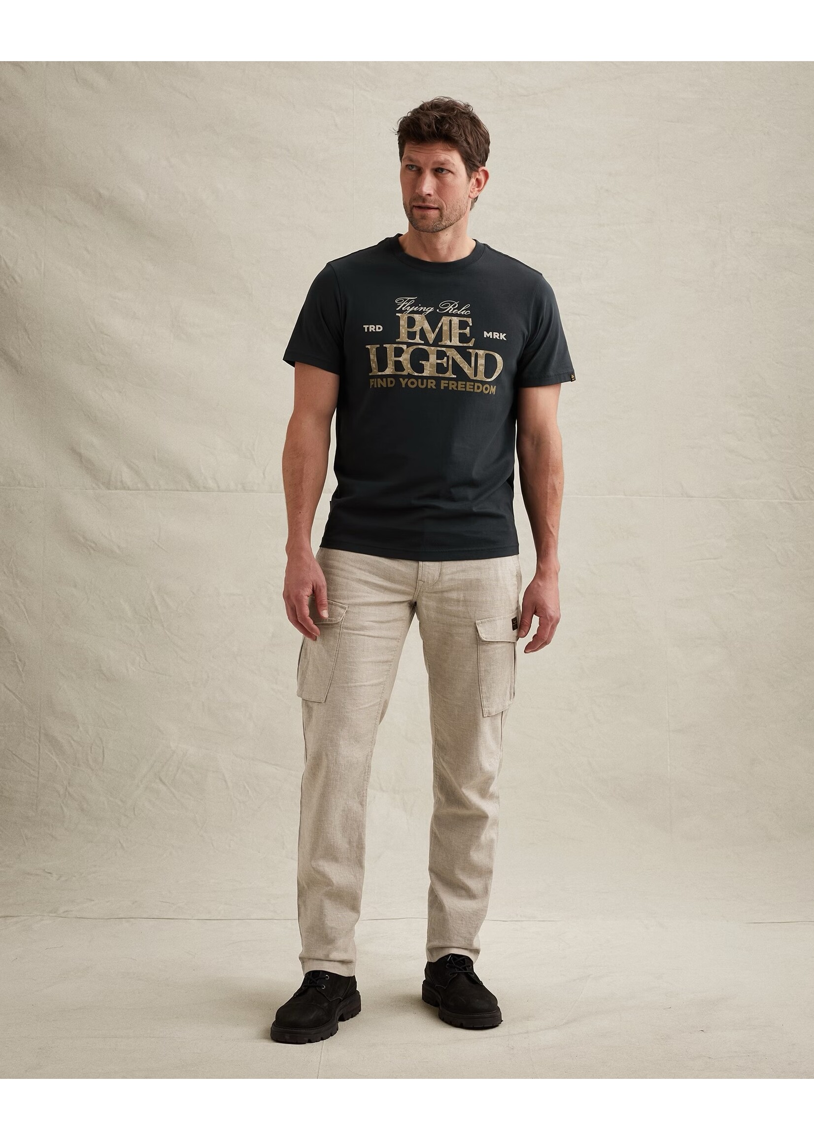 PME LEGEND T-SHIRT VAN JERSEY MET GROOT ARTWORK- CARBON