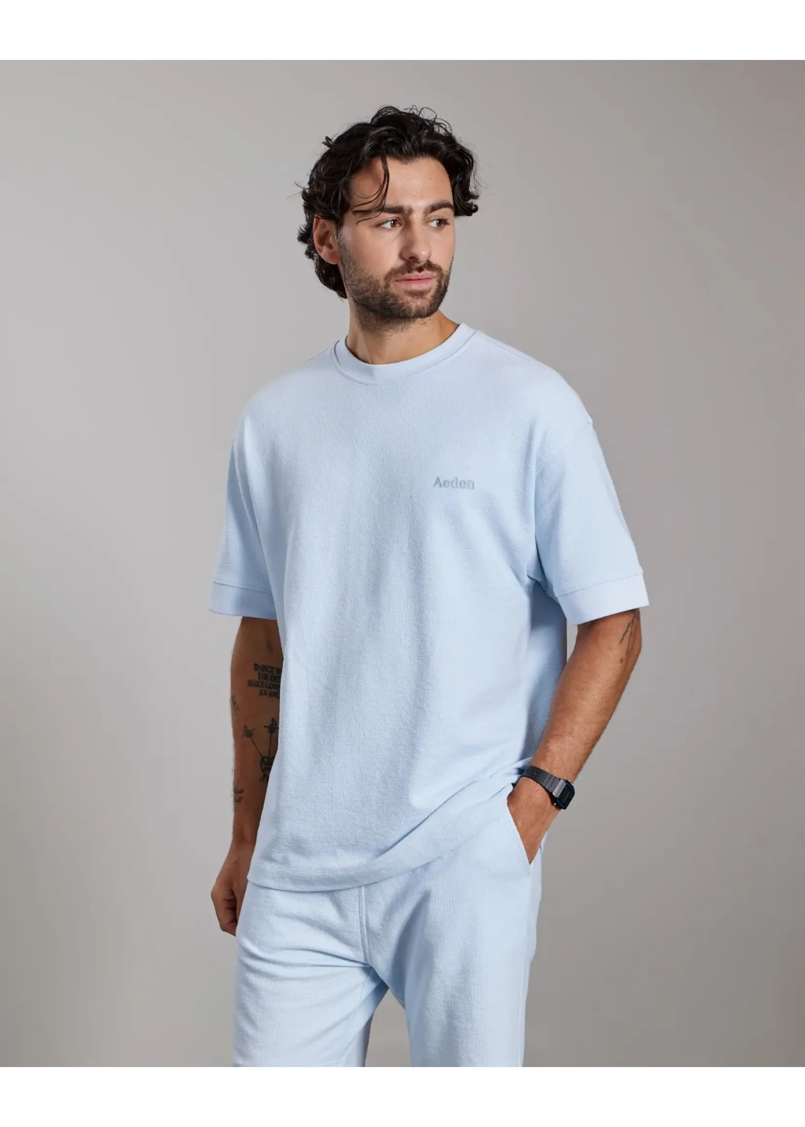 AEDEN JORDAN TEE ICE WATER