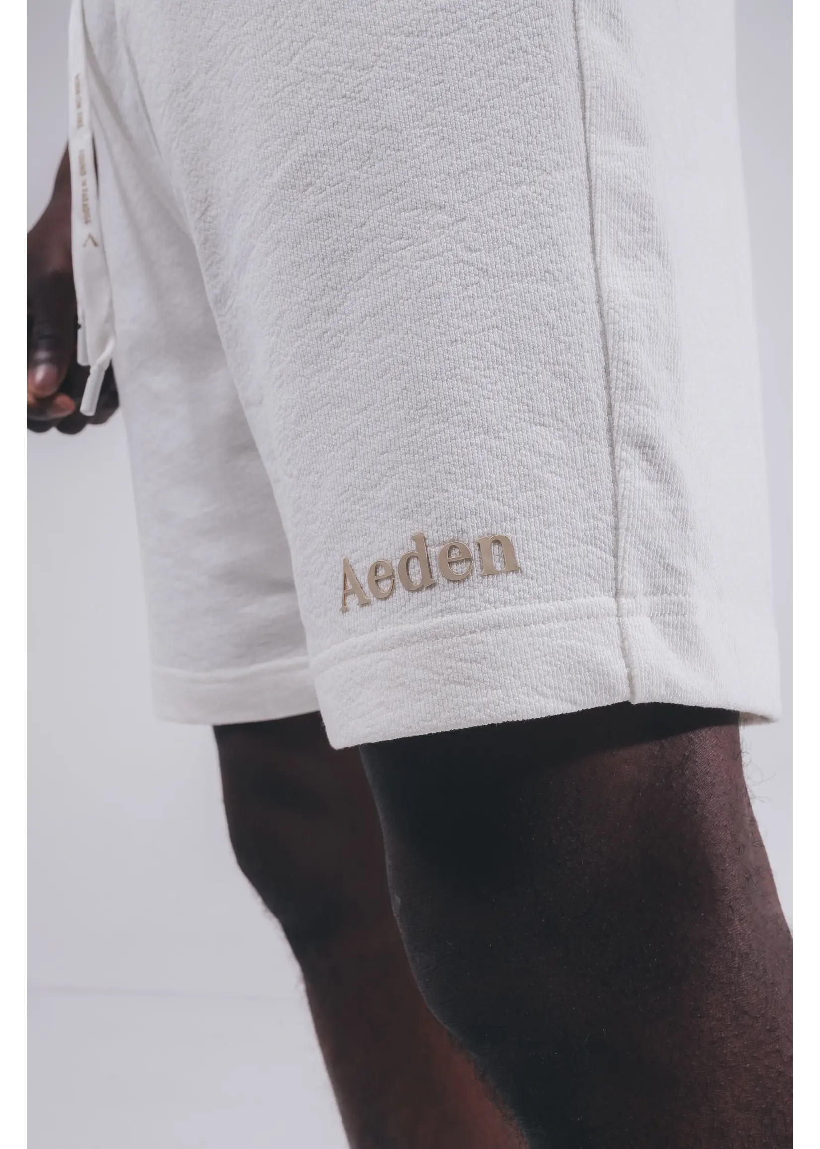 AEDEN JIMMY SHORTS OFF WHITE