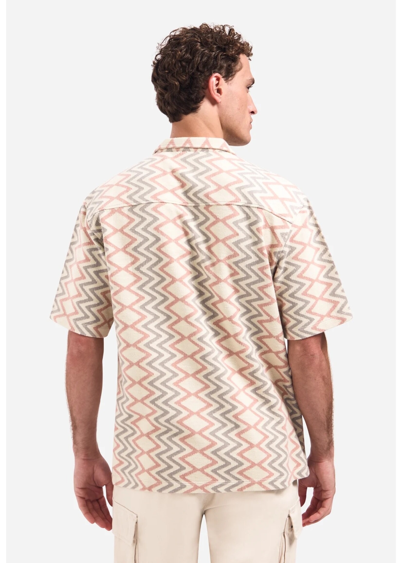 NO EXCESS  Overhemd met korte mouwen en zigzagprint