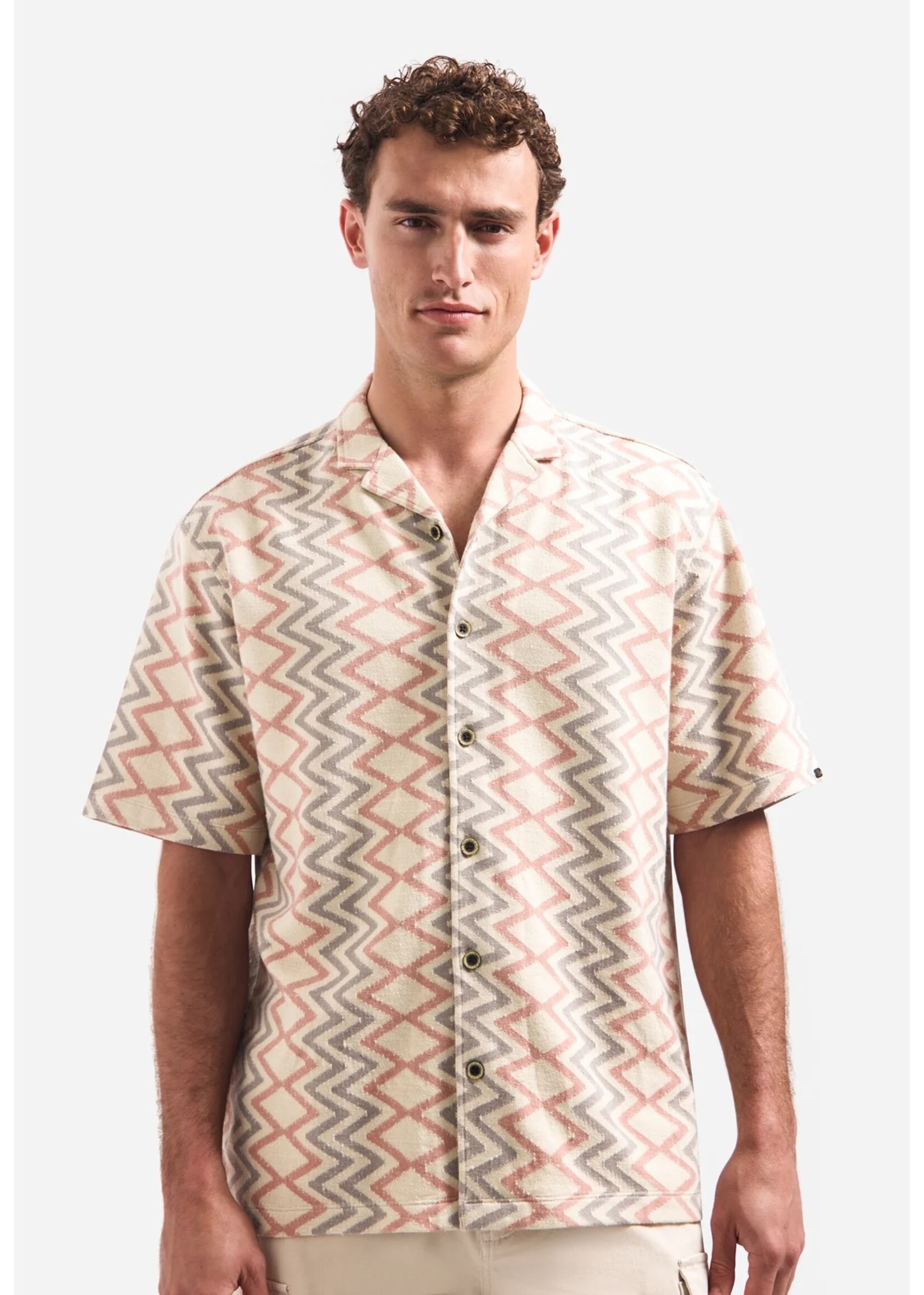 NO EXCESS  Overhemd met korte mouwen en zigzagprint