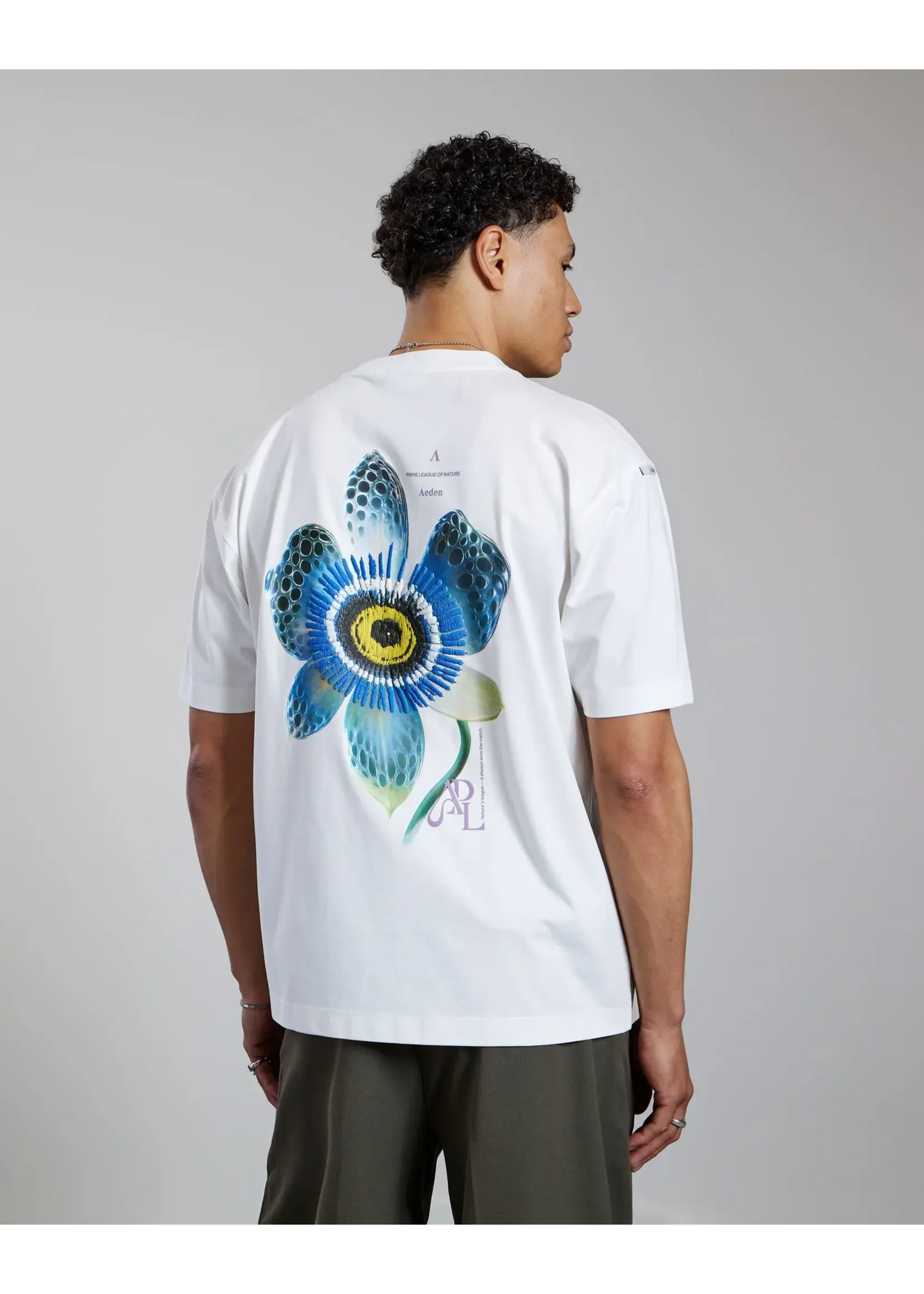 AEDEN LUCERIS TEE