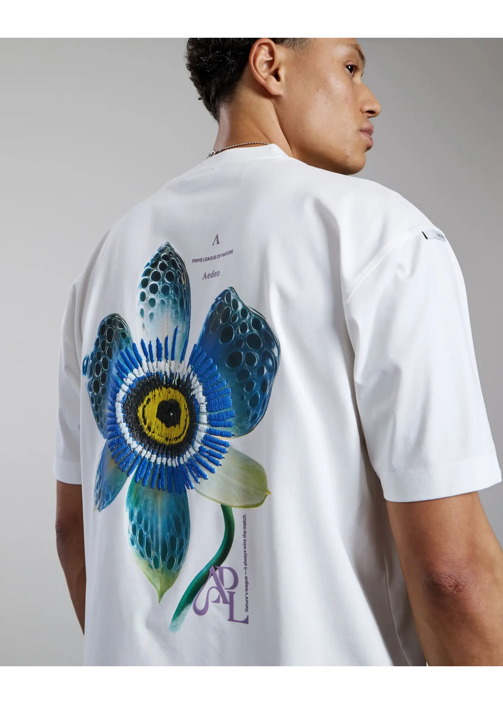 AEDEN LUCERIS TEE