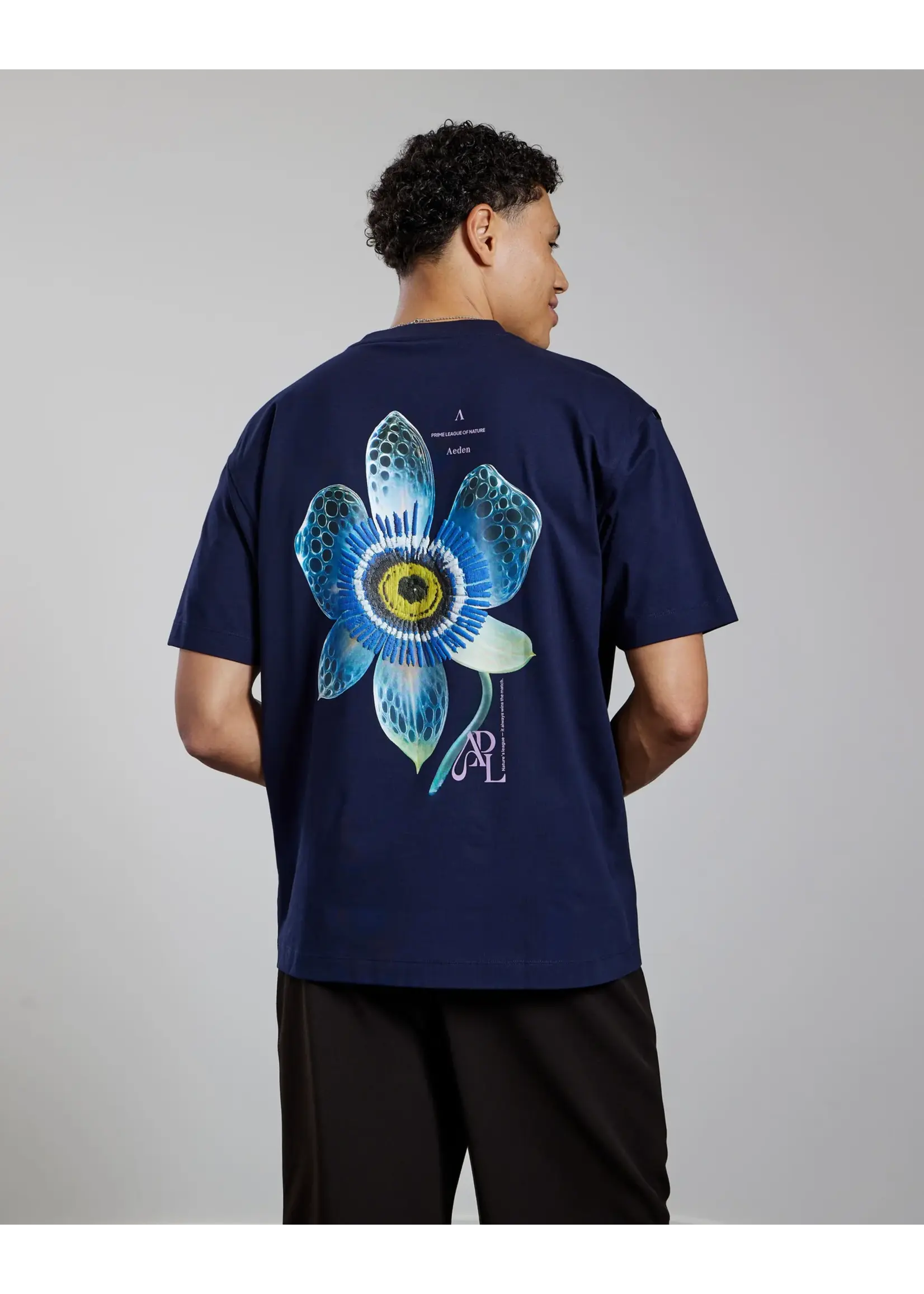 AEDEN LUCERIS TEE