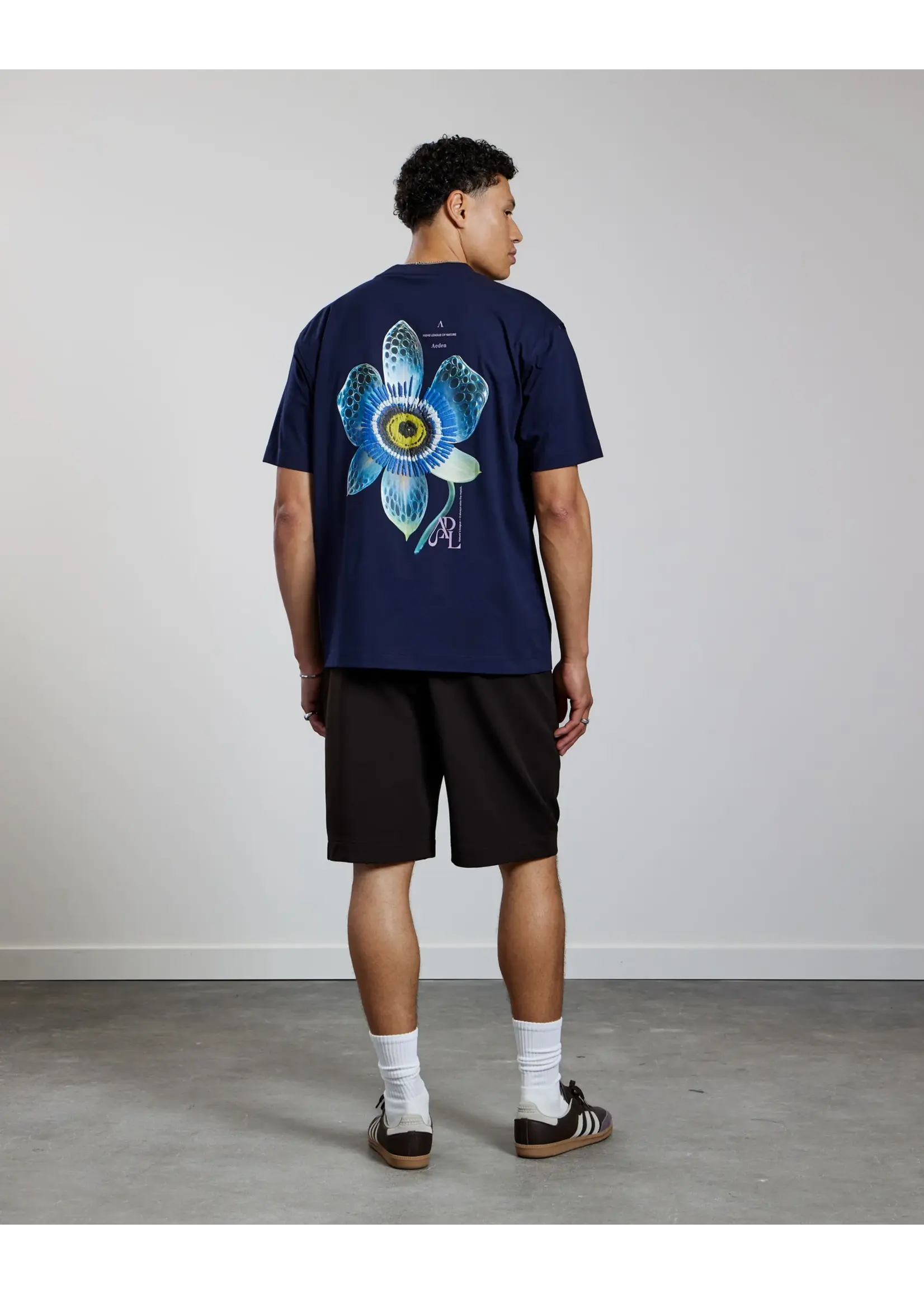AEDEN LUCERIS TEE