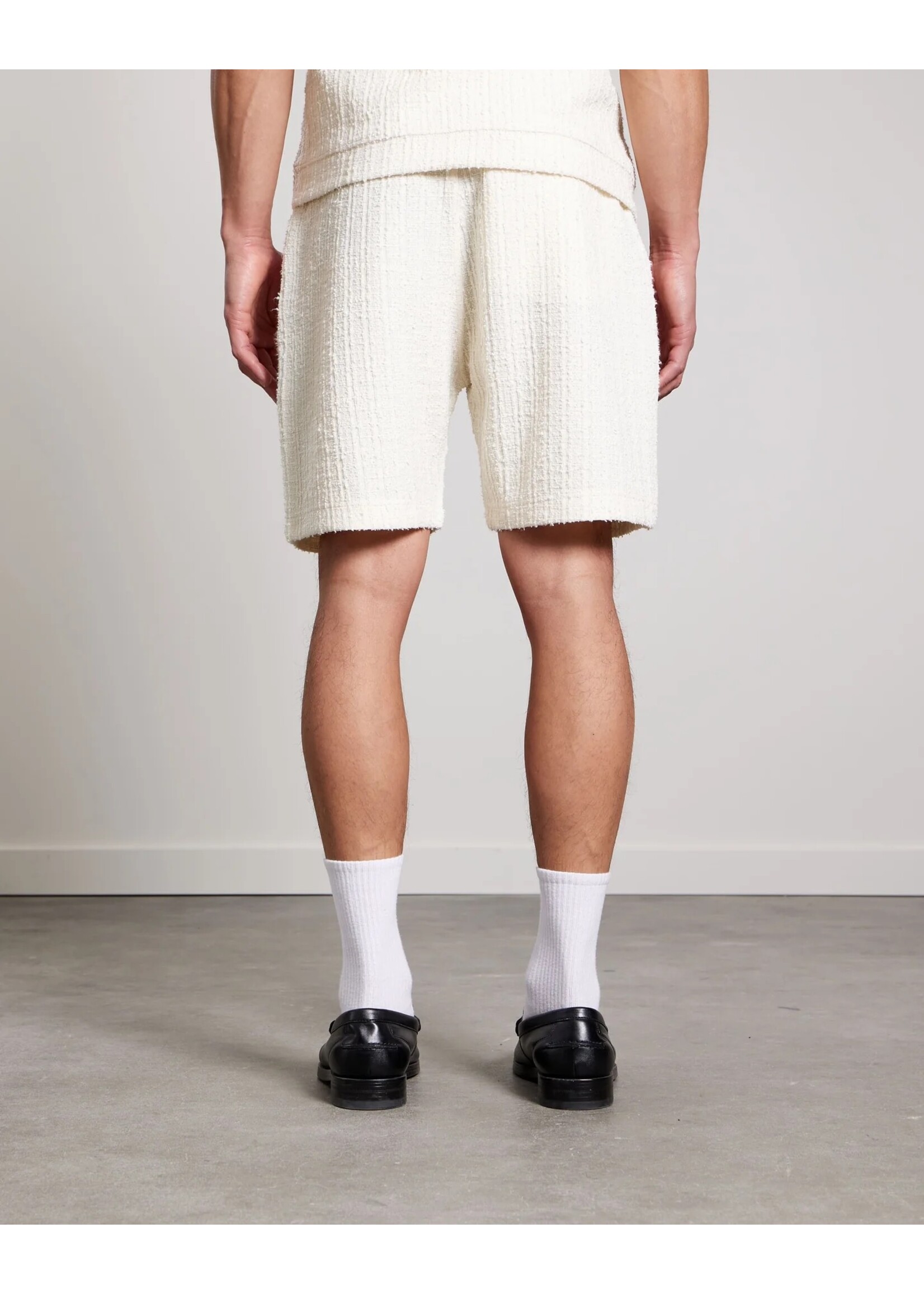 AEDEN AKI SHORTS | OFF-WHITE