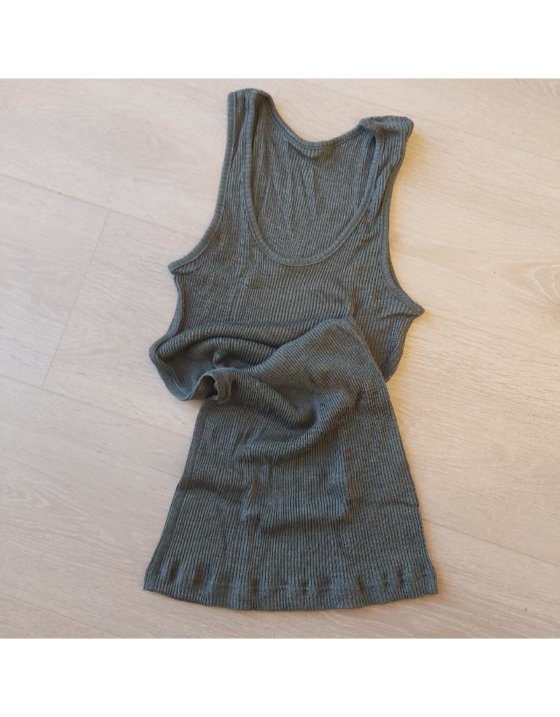 Joha Joha - Tanktop, wool/silk, olive green