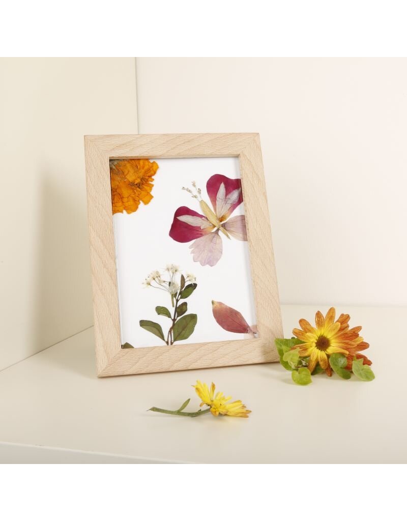 Huckleberry Huckleberry - Pressed flower frame art