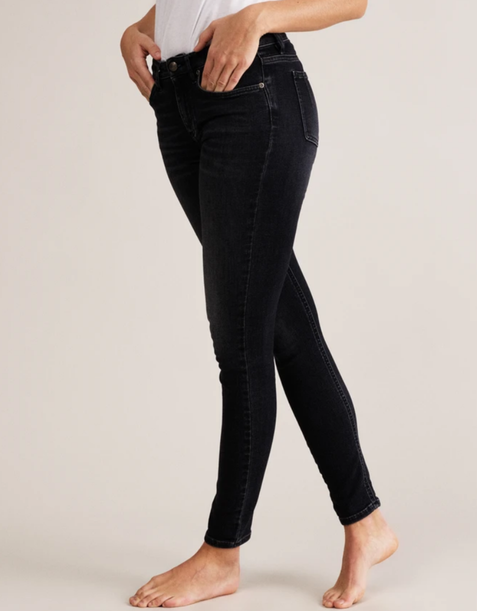 black patti jeans